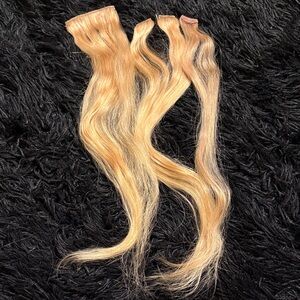 Strawberry Blonde 20 Inch Irresistible Me Hair Extensions